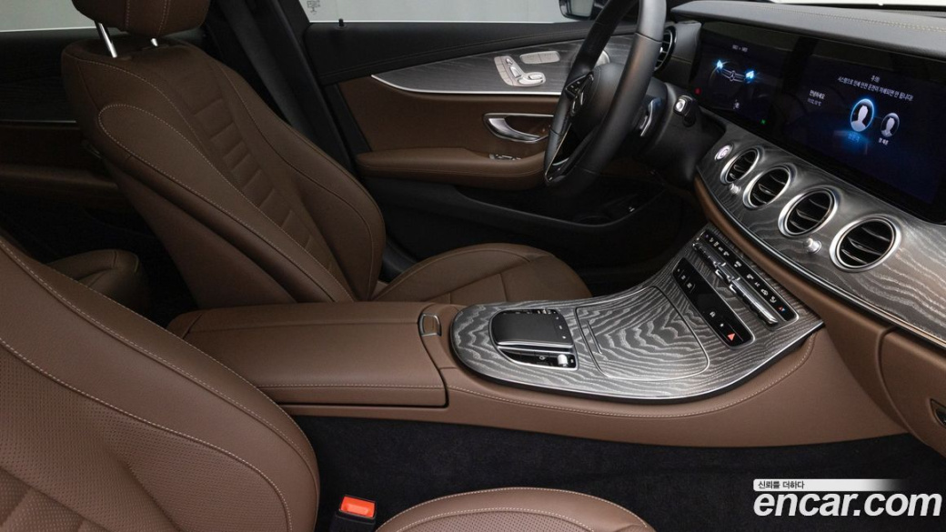 Mercedes-Benz E-Class E350 4MATIC Avantgarde, 2022