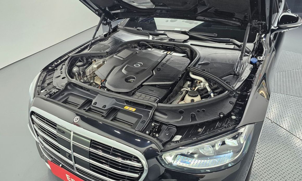 Mercedes-Benz S-Class S450 d 4MATIC, 2024