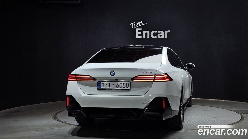 BMW 5-Series 520i M Sport, 2025