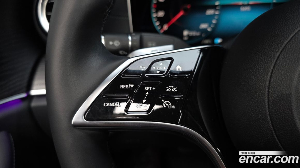 Mercedes-Benz E-Class E250 AMG Line, 2023