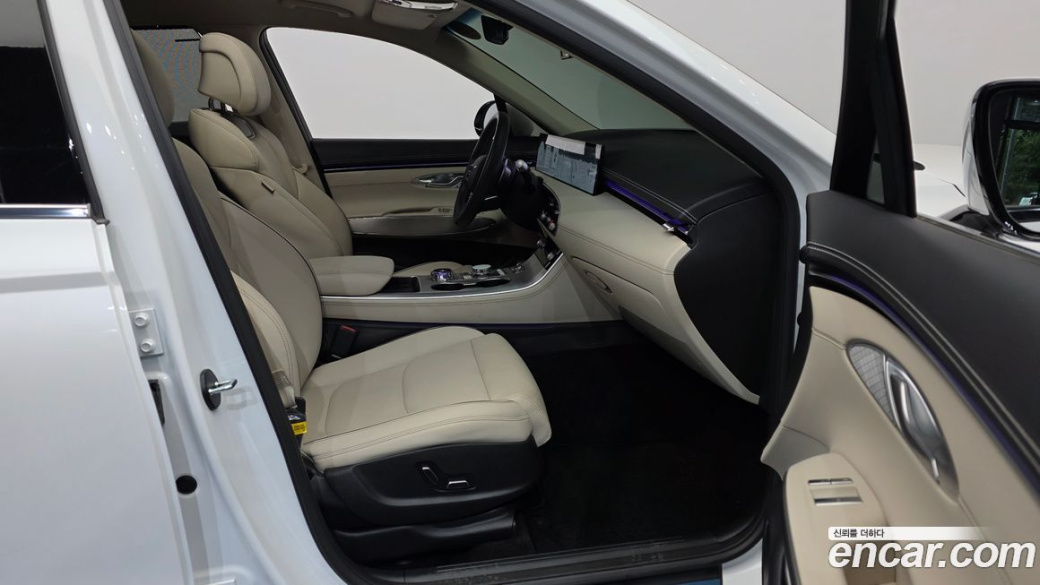 Genesis GV70 2.5T Gasoline AWD, 2025