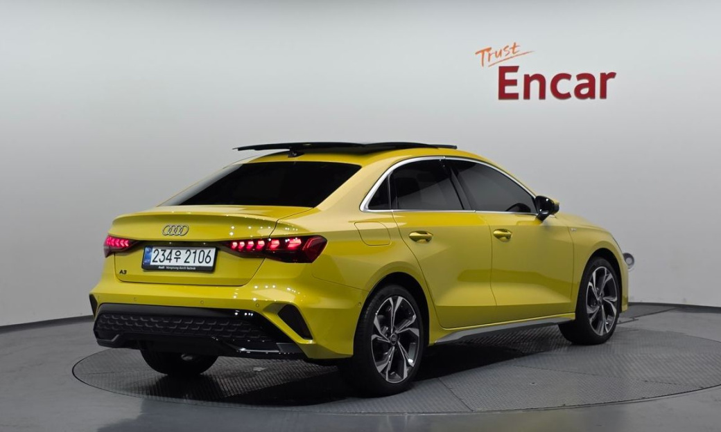 Audi A3 40 TFSI Premium, 2025