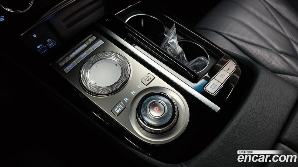 Genesis G80 Gasoline 2.5 Turbo AWD, 2022