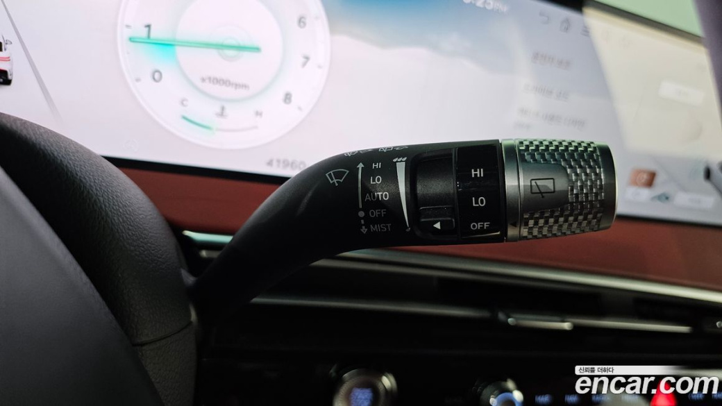 Genesis GV70 2.5T Gasoline 2WD, 2025