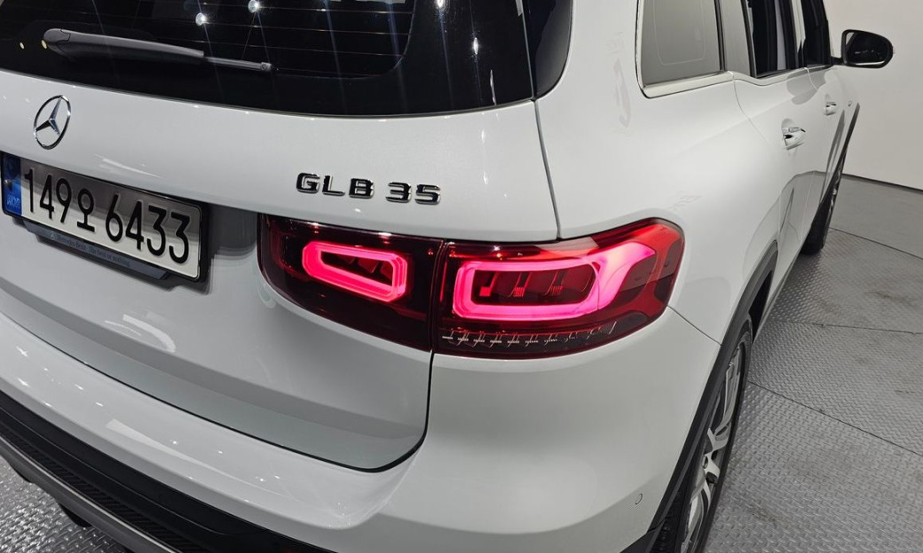 Mercedes-Benz GLB-Class AMG GLB35 4MATIC, 2022
