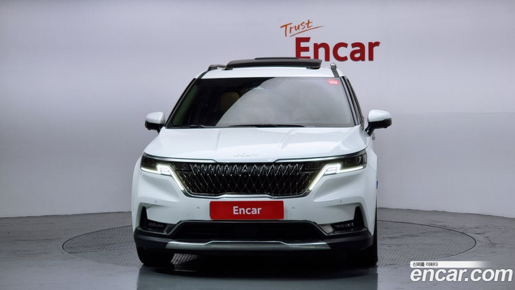 Kia Carnival 7-Seater Signature, 2023