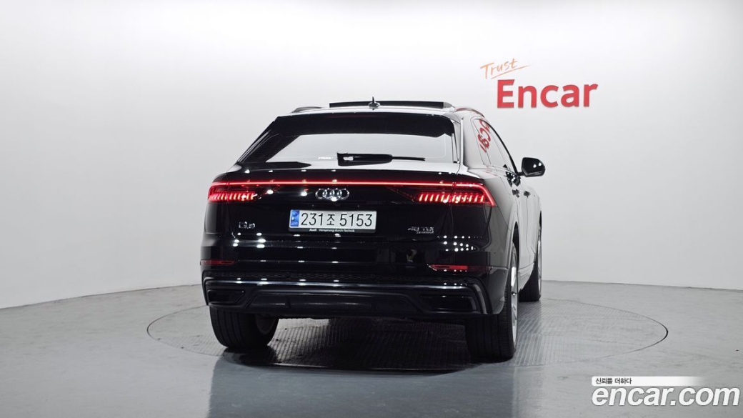 Audi Q8 45 TDI Quattro Premium, 2023