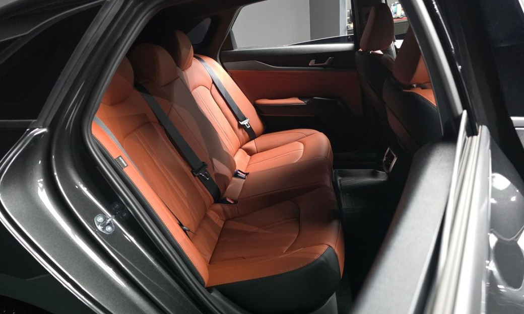 Kia K5 2.0, 2026
