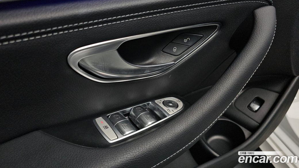 Mercedes-Benz E-Class E350 4MATIC AMG Line, 2023