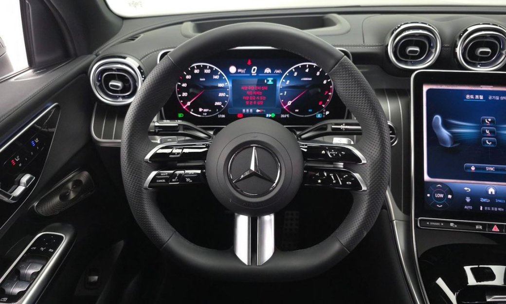Mercedes-Benz GLC-Class GLC300 4MATIC Coupe, 2025