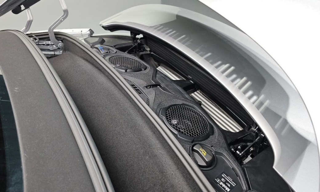 Porsche 911 Carrera 4 GTS Cabriolet, 2026