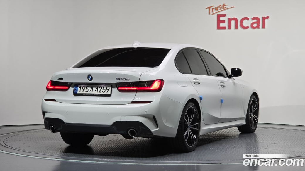 BMW 3-Series 320d xDrive M Sport, 2022