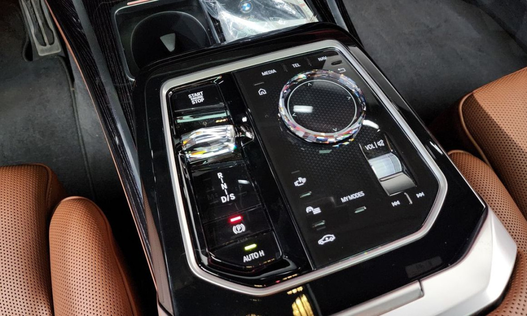 BMW 7-Series 740d xDrive M Sport, 2025