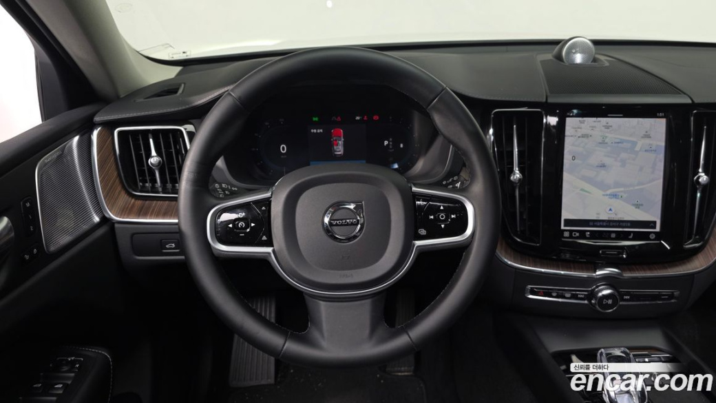 Volvo XC60 B5 Ultimate Bright, 2023