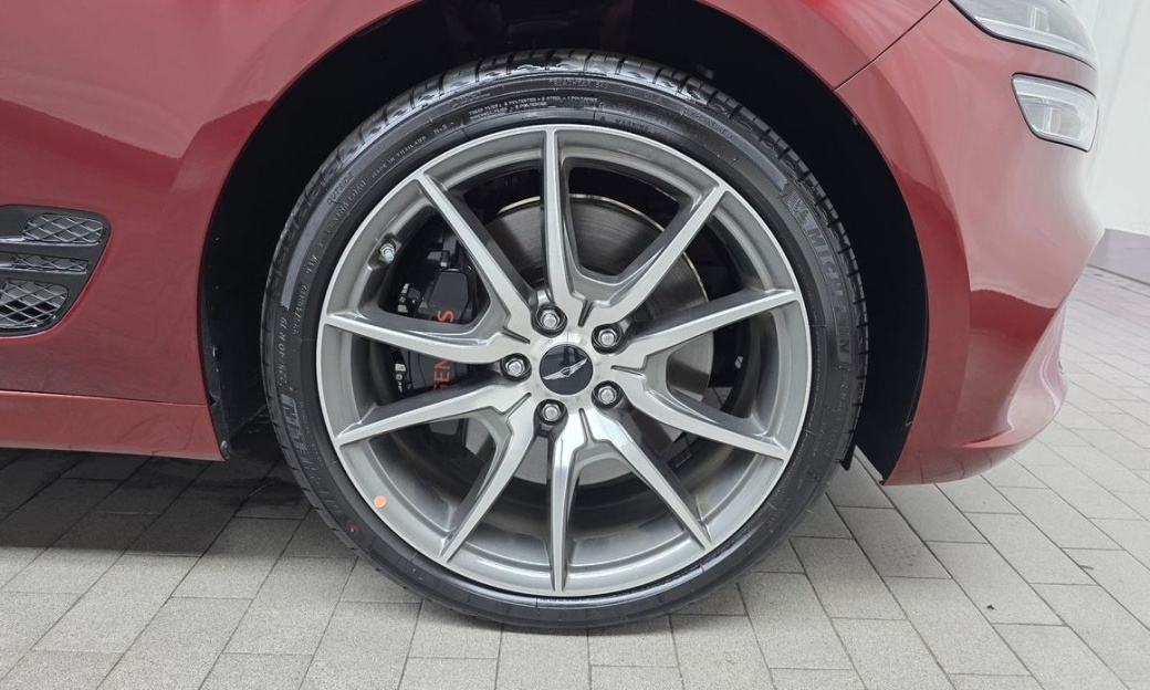 Genesis G70 Gasoline 2.5T 4WD, 2025