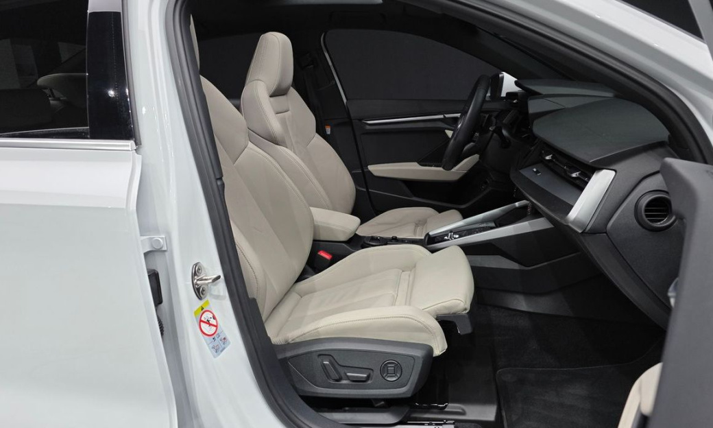 Audi A3 40 TFSI Premium, 2022