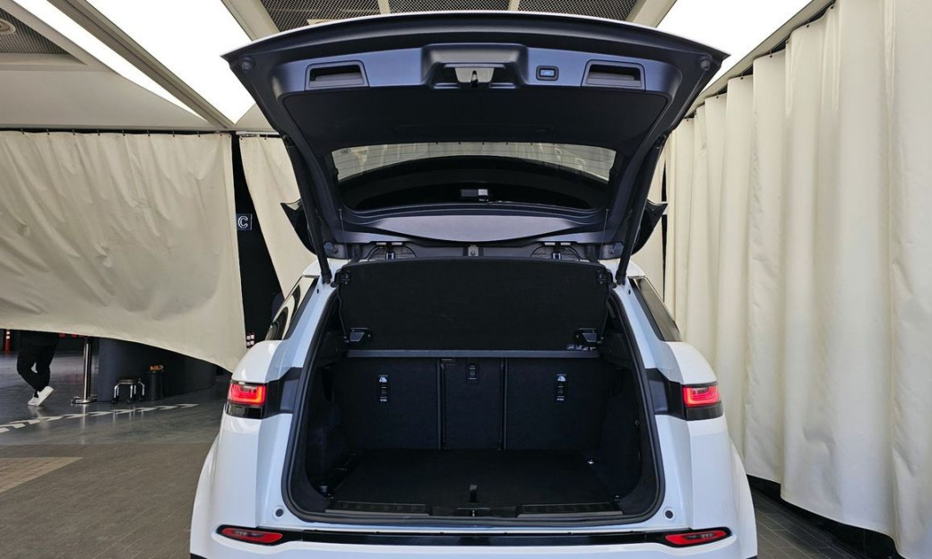 Land Rover Range Rover Evoque P250 R-Dynamic SE, 2021