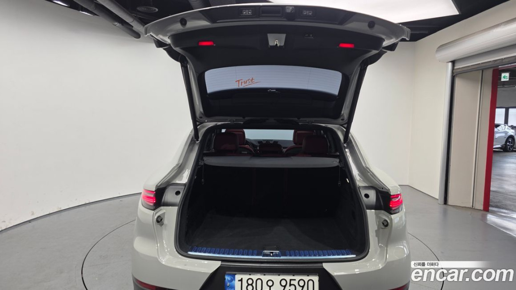 Porsche Cayenne 3.0 COUPE PLATINUM EDITION, 2023