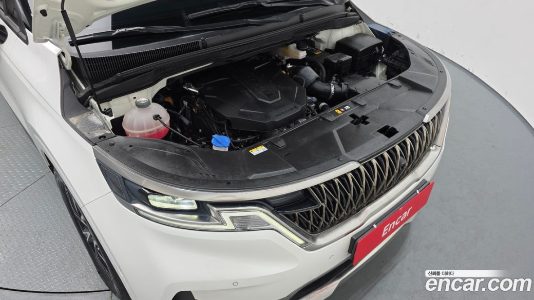 Kia Carnival 9-Seater Noblesse, 2023