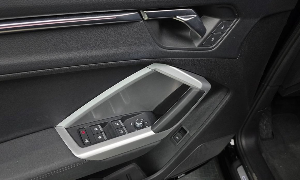 Audi Q3 40 TFSI Quattro Premium, 2025