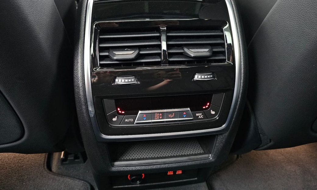 BMW X5 xDrive 40i M Sport, 2025