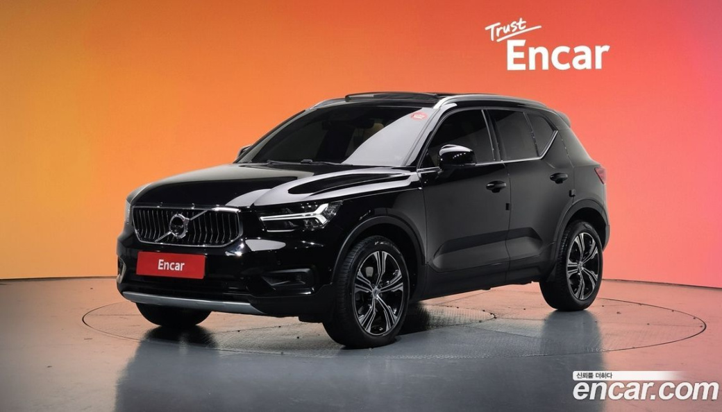 Volvo XC40 B4 Inscription, 2022