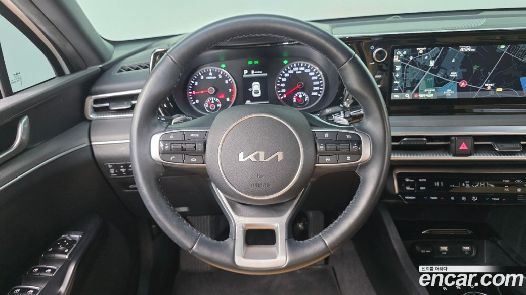 Kia K5 2.0, 2023