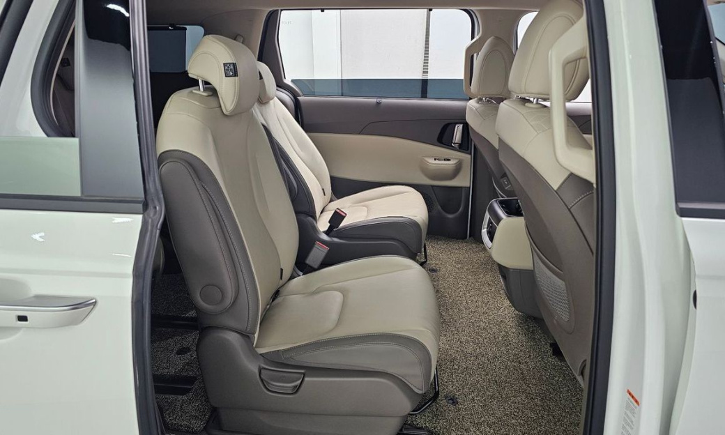 Kia Carnival 9-Seater Noblesse, 2025
