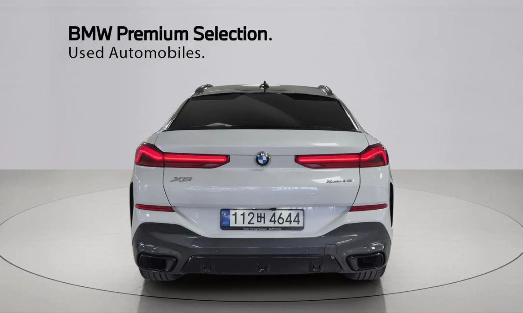 BMW X6 xDrive40i M Sport, 2022