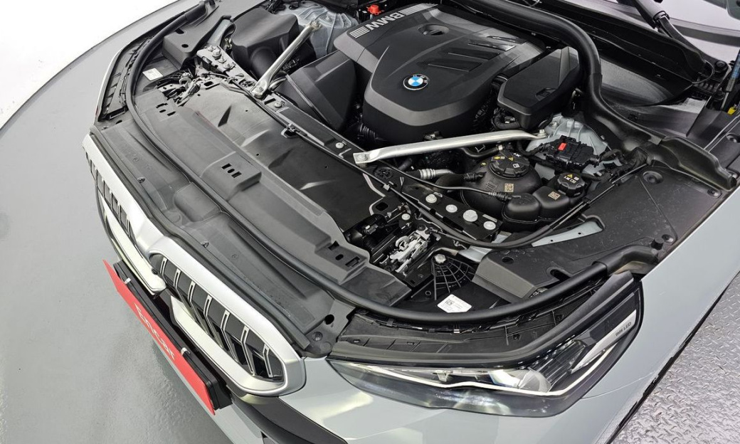 BMW 5-Series 530i xDrive M Sport, 2025