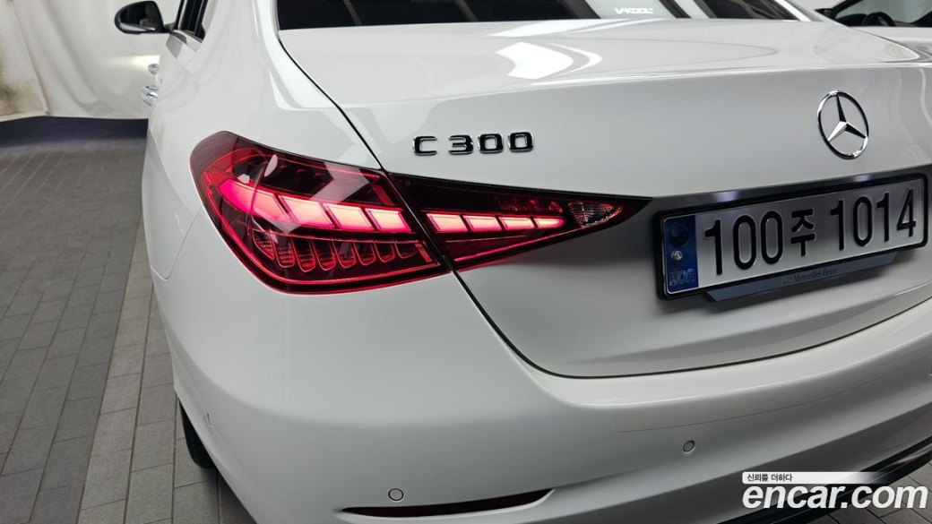 Mercedes-Benz C-Class C300 4MATIC Avantgarde, 2023