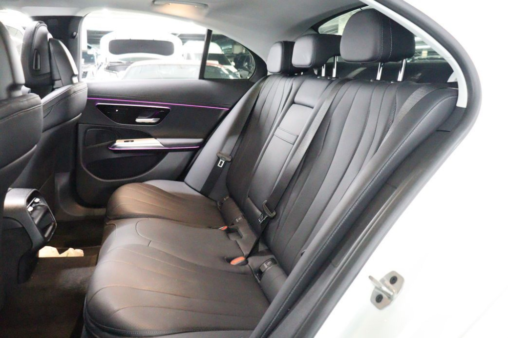 Mercedes-Benz E-Class E200 Avantgarde, 2024