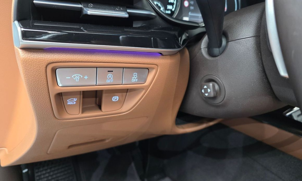 Genesis G80 Gasoline 2.5 Turbo AWD, 2024