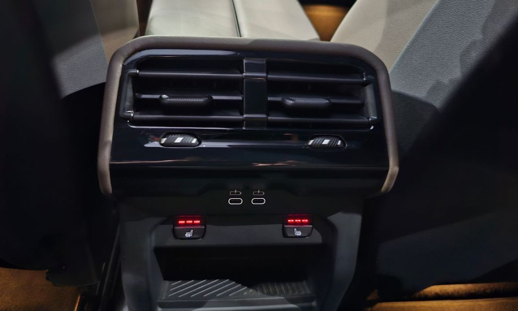 BMW 5-Series 520i M Sport, 2024