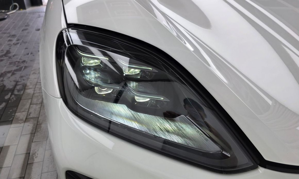 Porsche Cayenne 3.0, 2024