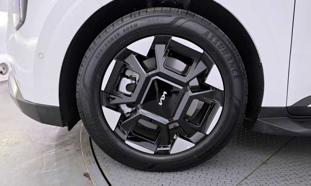 Kia Carnival 7-Seater Noblesse, 2025