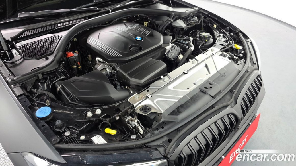 BMW 3-Series 320d Touring M Sport, 2025