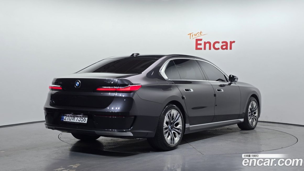 BMW 7-Series 740d xDrive Design Pure Excellence, 2023