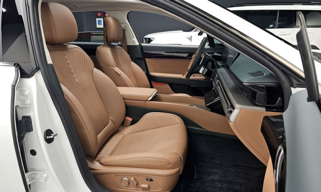 Hyundai Grandeur 2,5 Gasoline 2WD, 2024