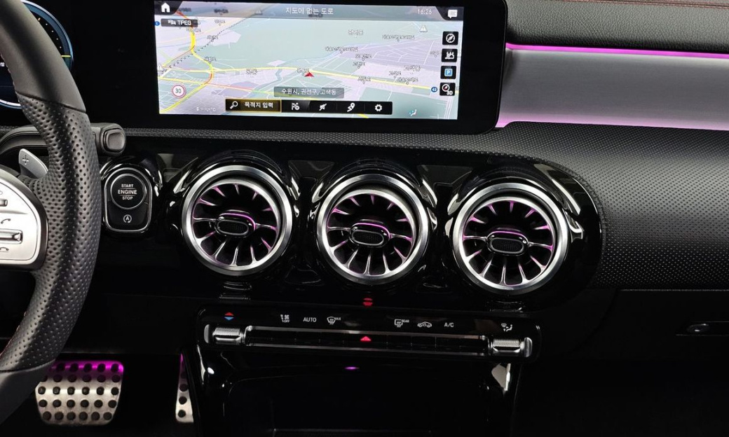 Mercedes-Benz CLA-Class CLA250 4MATIC, 2023