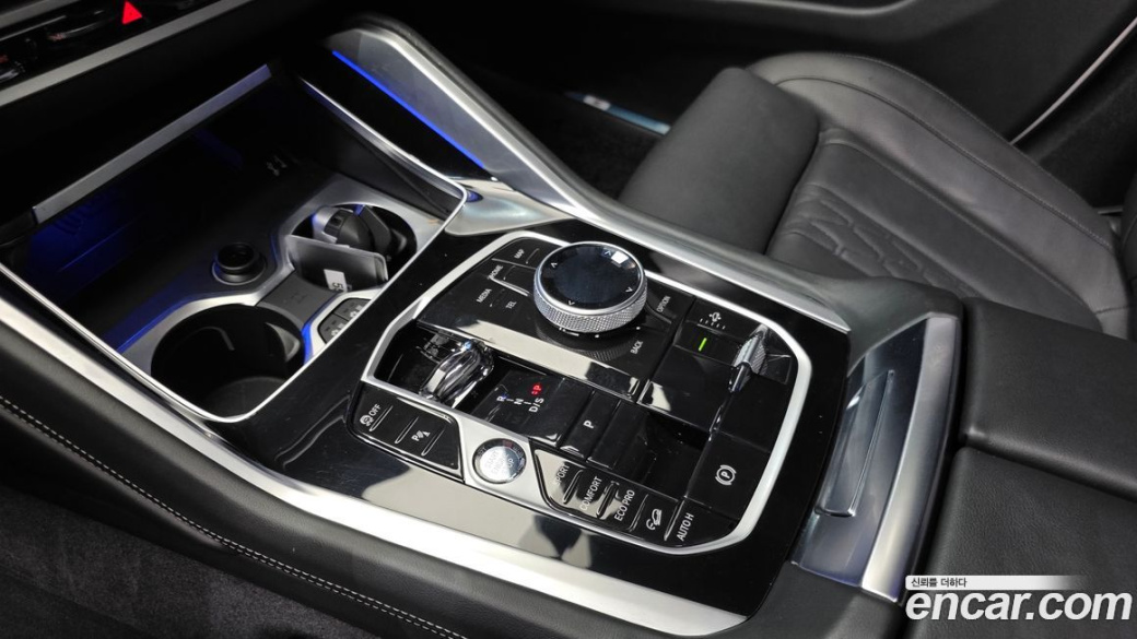 BMW X6 xDrive40i M Sport, 2025