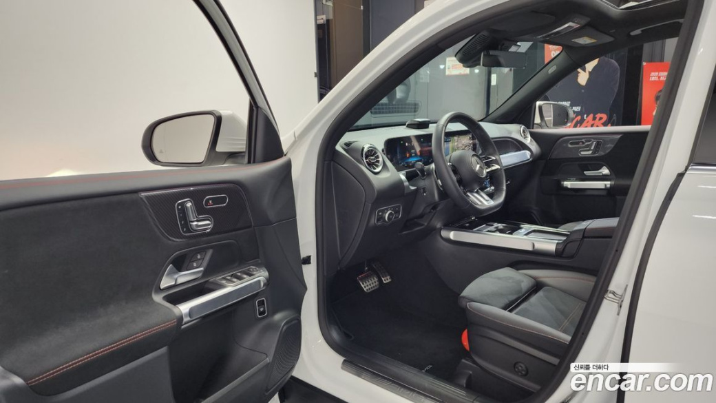 Mercedes-Benz GLB-Class AMG GLB35 4MATIC, 2025