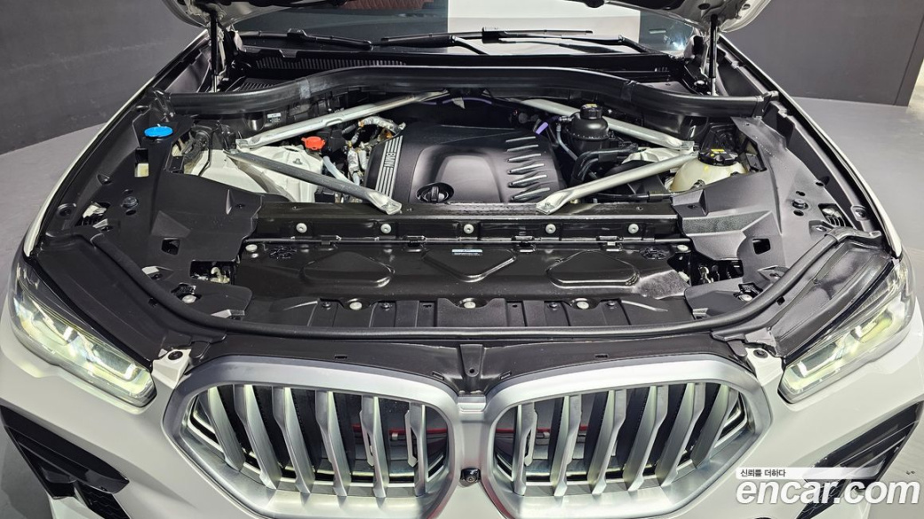 BMW X6 xDrive30d M Sport, 2022