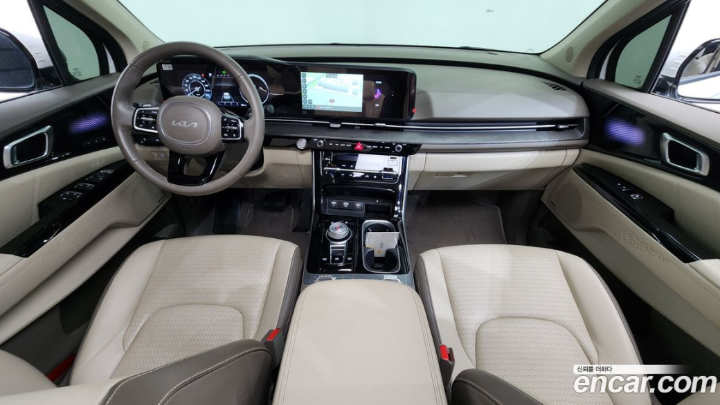 Kia Carnival 9-Seater Signature, 2023
