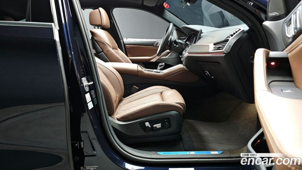 BMW X6 xDrive40i M Sport, 2023