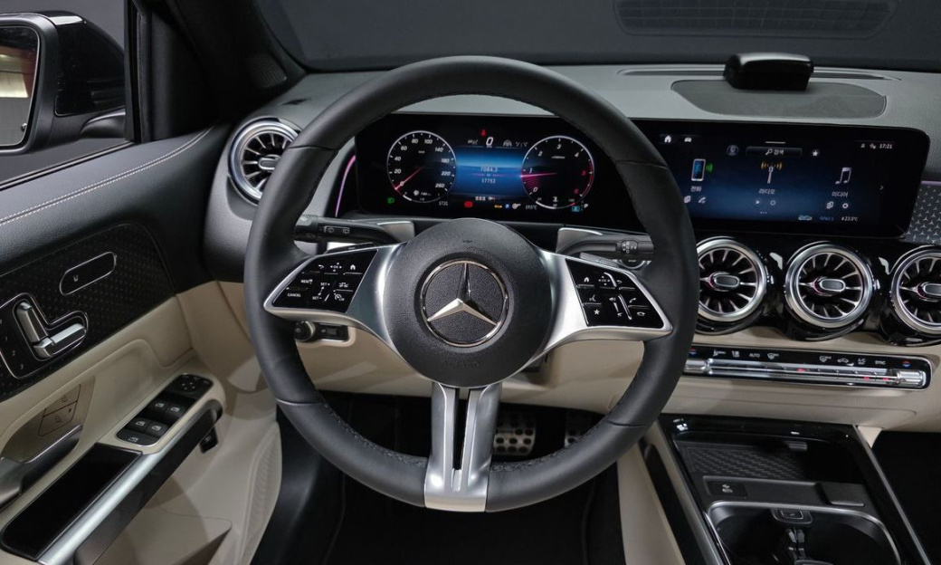 Mercedes-Benz GLB-Class GLB200 d, 2024
