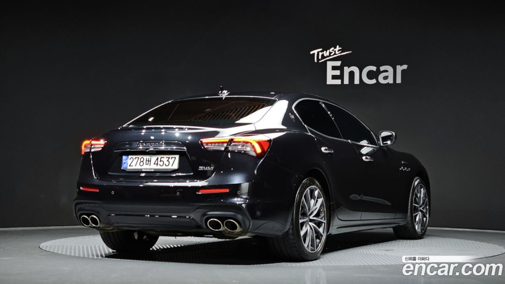 Maserati Ghibli 3.0 Modena, 2022