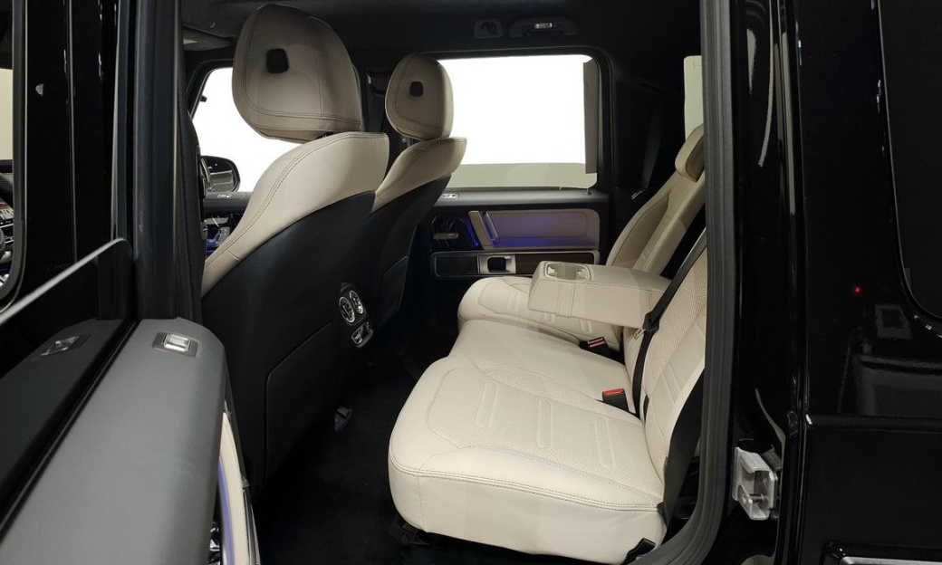 Mercedes-Benz G-Class G450d, 2026