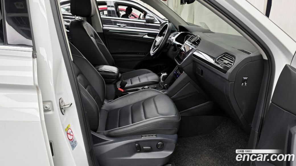 Volkswagen Tiguan 2.0 TDI 4Motion Prestige, 2023