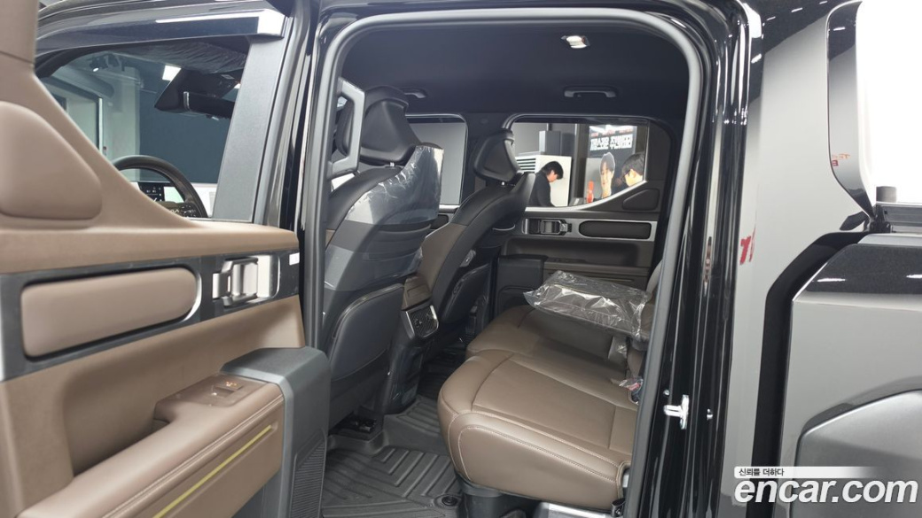 Kia Tasman 2.5T Gasoline 4WD, 2026